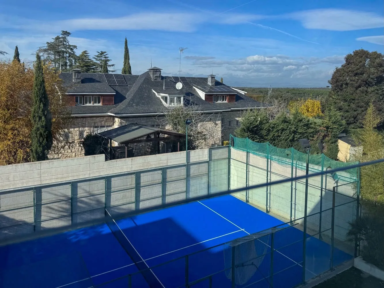 Villa de lujo con spa y pista de pádel en El Plantío — photo 2