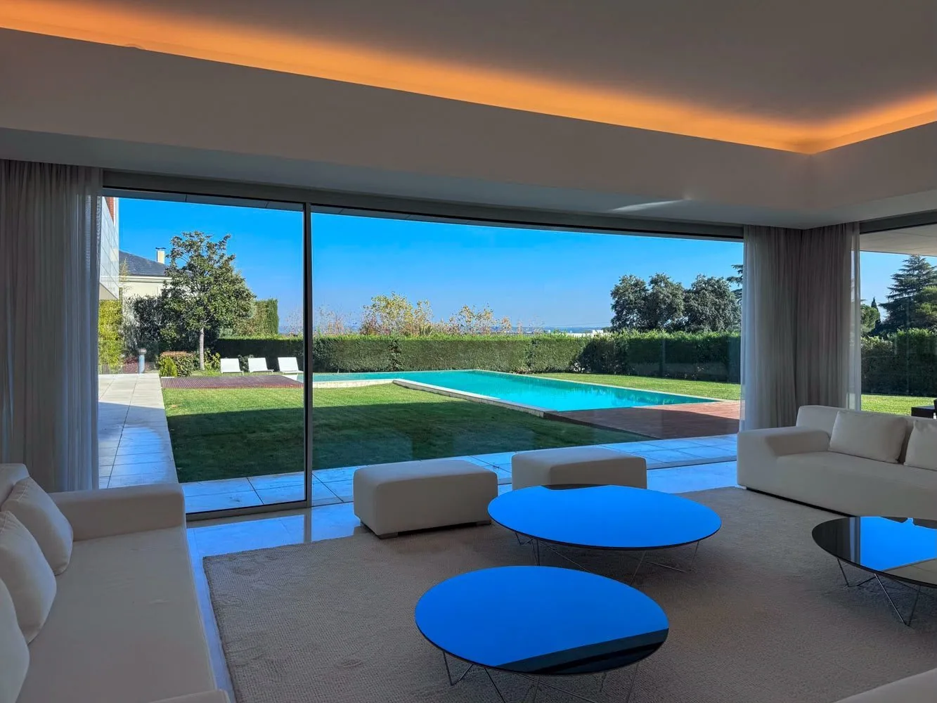 Villa de lujo con spa y pista de pádel en El Plantío — photo 4