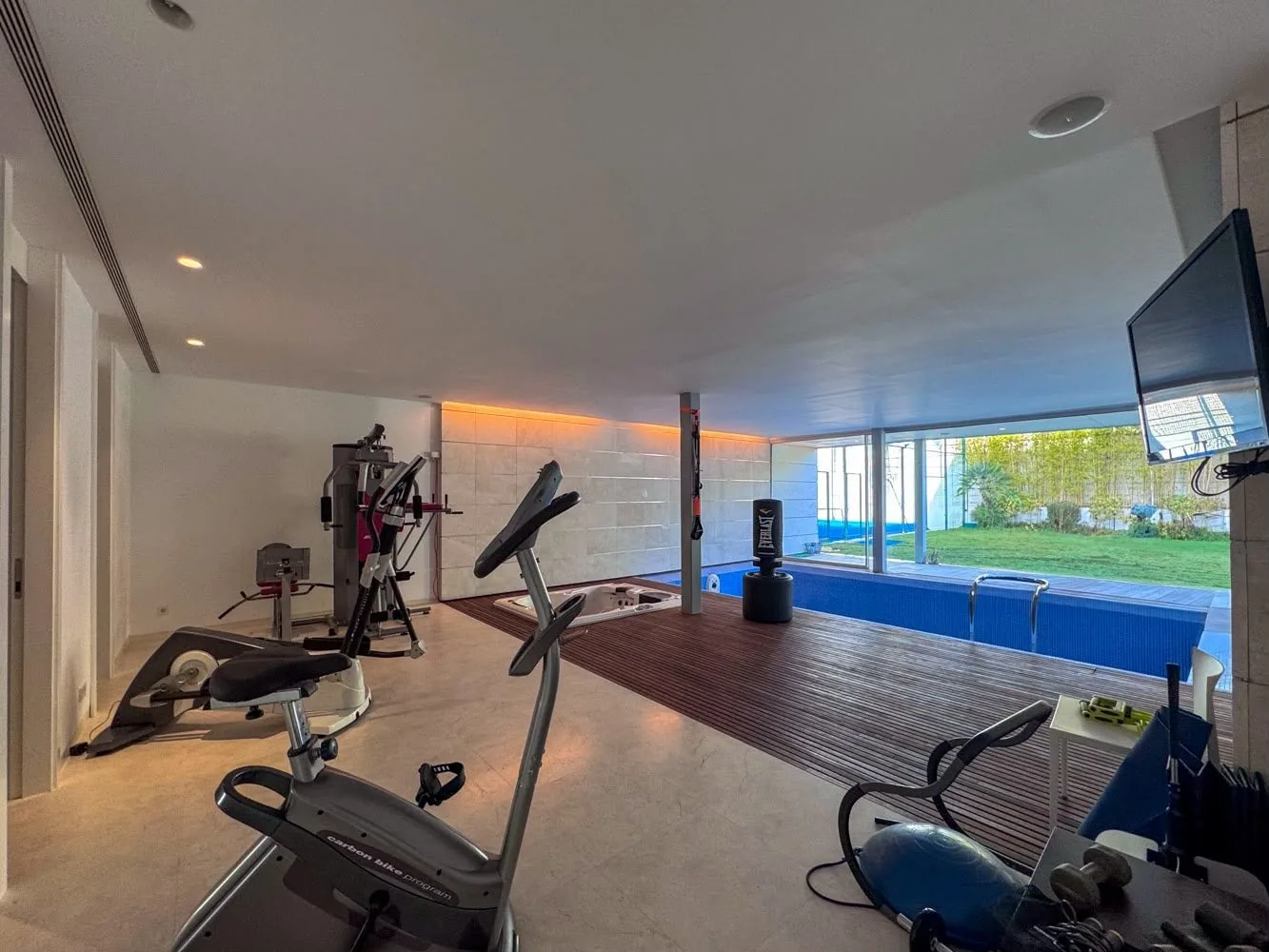 Villa de lujo con spa y pista de pádel en El Plantío — photo 7