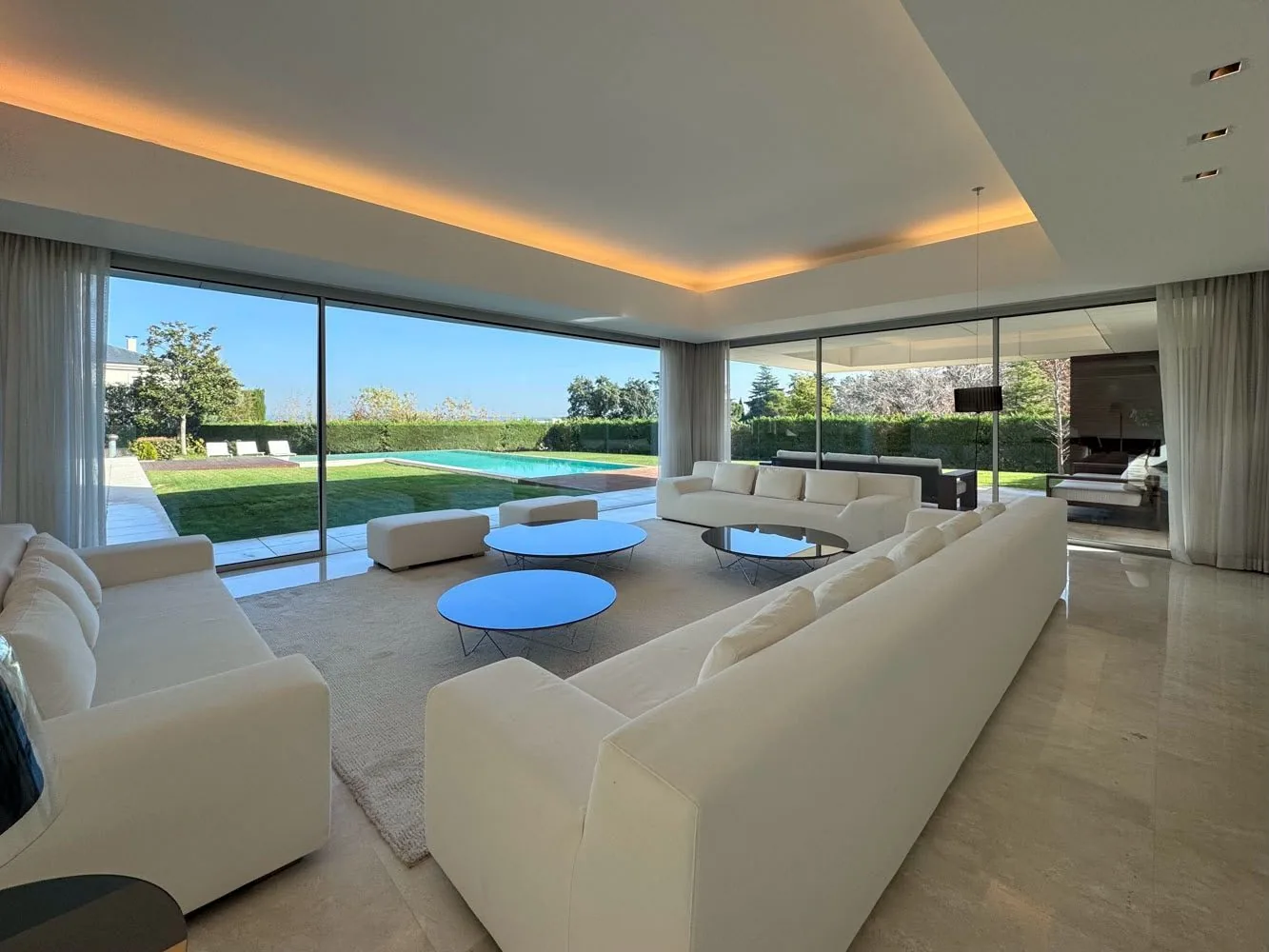 Villa de lujo con spa y pista de pádel en El Plantío — photo 8