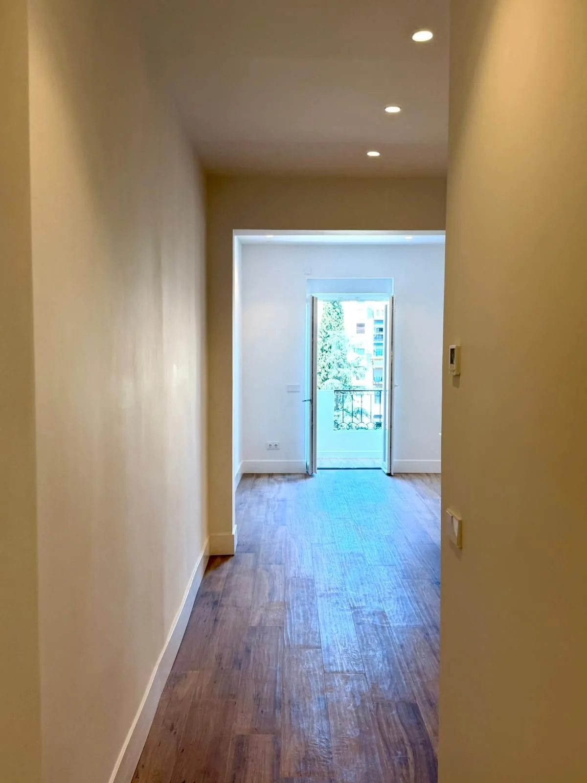 Piso reformado con terraza y piscina junto al Retiro — foto 13